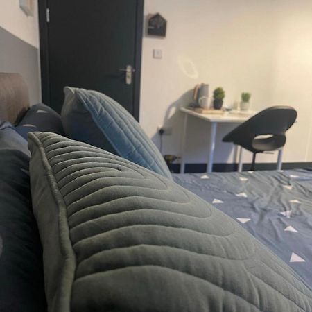 Elegant Studio1 Netflix Bathroom Close To Beach Swansea Kültér fotó