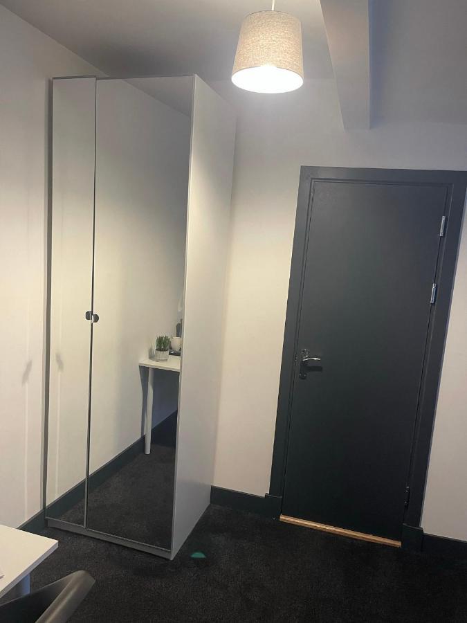 Elegant Studio1 Netflix Bathroom Close To Beach Swansea Kültér fotó